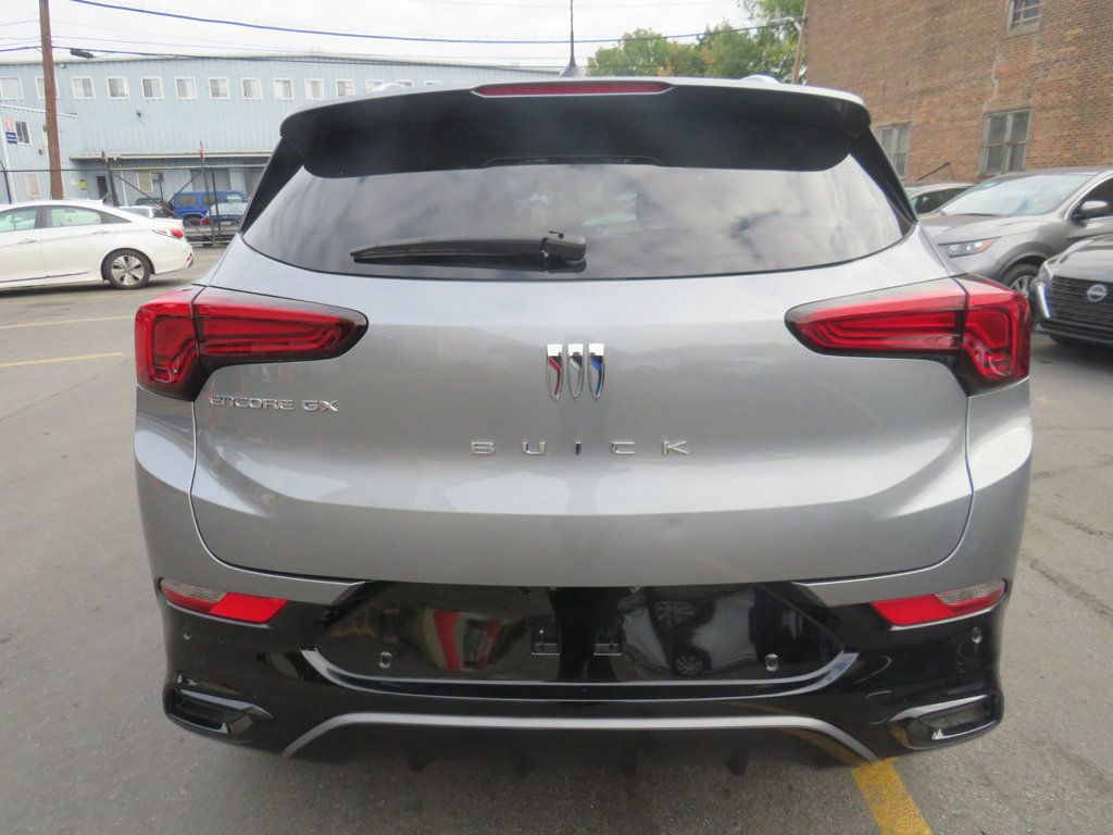 2025 Buick Encore GX Sport Touring photo 6