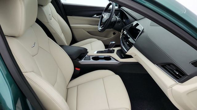 2025 Cadillac CT4 4dr Sedan Premium Luxury - 22957064 - 24