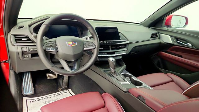 2025 Cadillac CT4 4dr Sedan Sport with 19'' Wheels, Leather Seating & Navigation & - 22983973 - 12