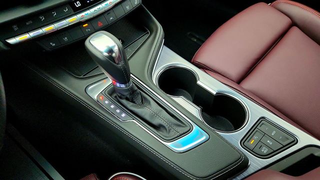 2025 Cadillac CT4 4dr Sedan Sport with 19'' Wheels, Leather Seating & Navigation & - 22983973 - 16