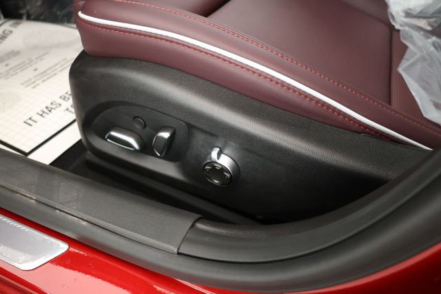 2025 Cadillac CT4 4dr Sedan Sport with Leather Seating and Climate Package - 22929392 - 8