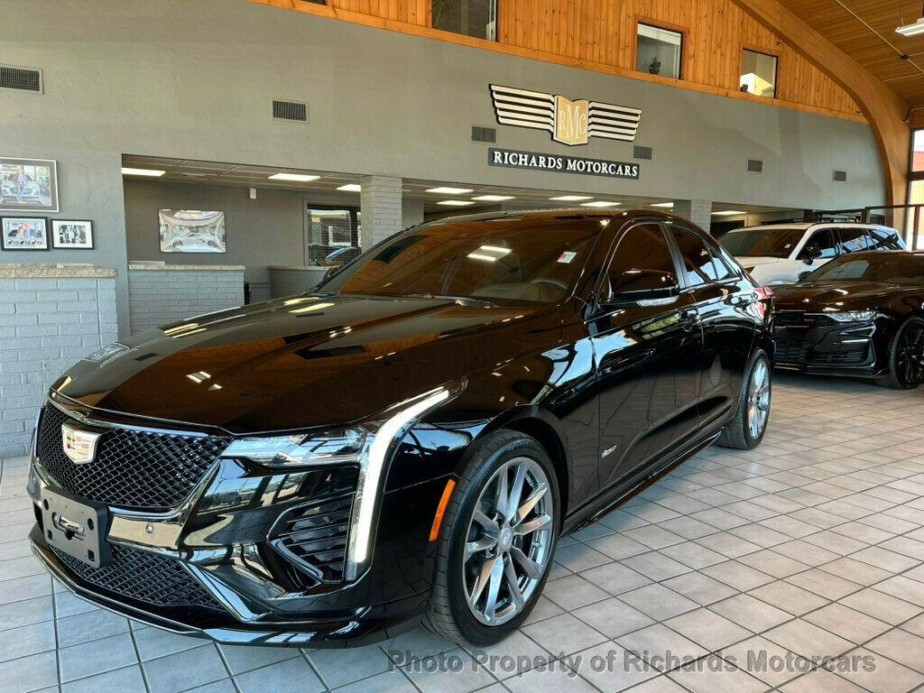 2025 Cadillac CT4-V 4dr Sedan - 22904169 - 0
