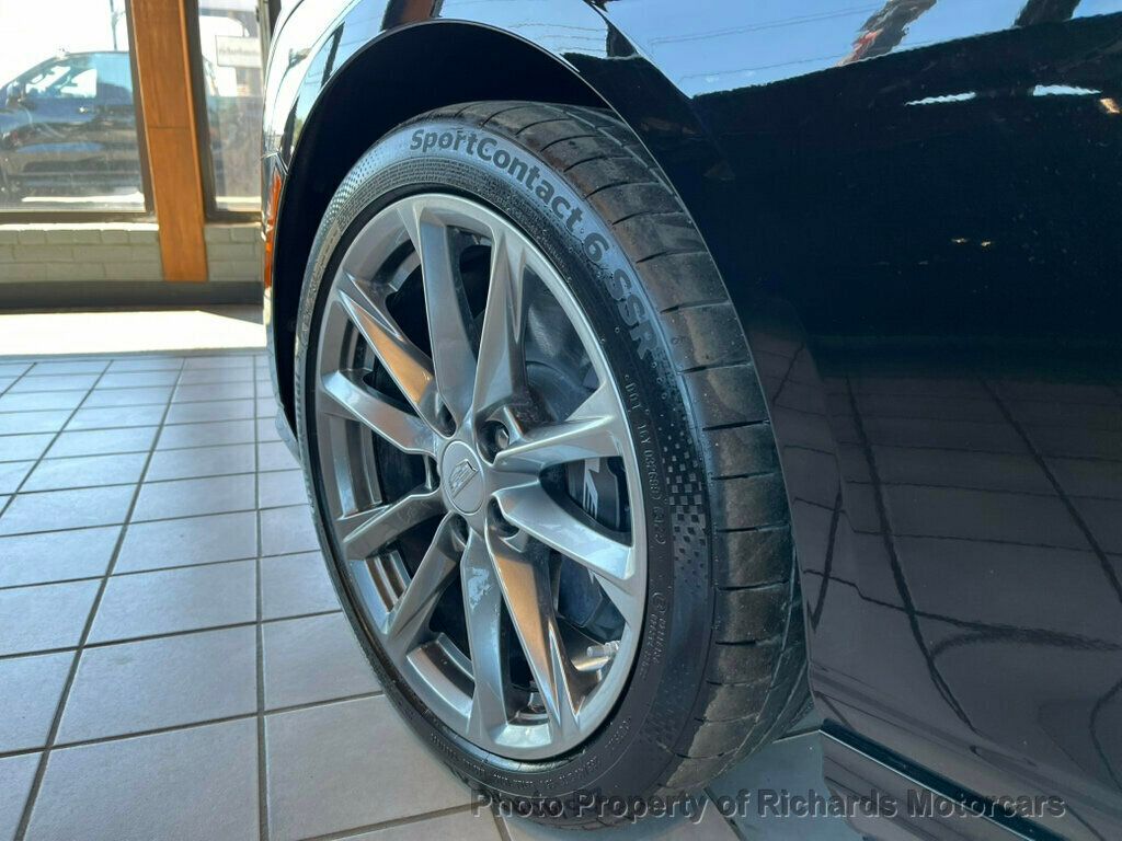 2025 Cadillac CT4 photo 11