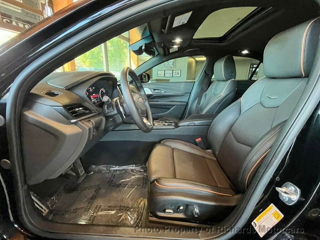 2025 Cadillac CT4 photo 16