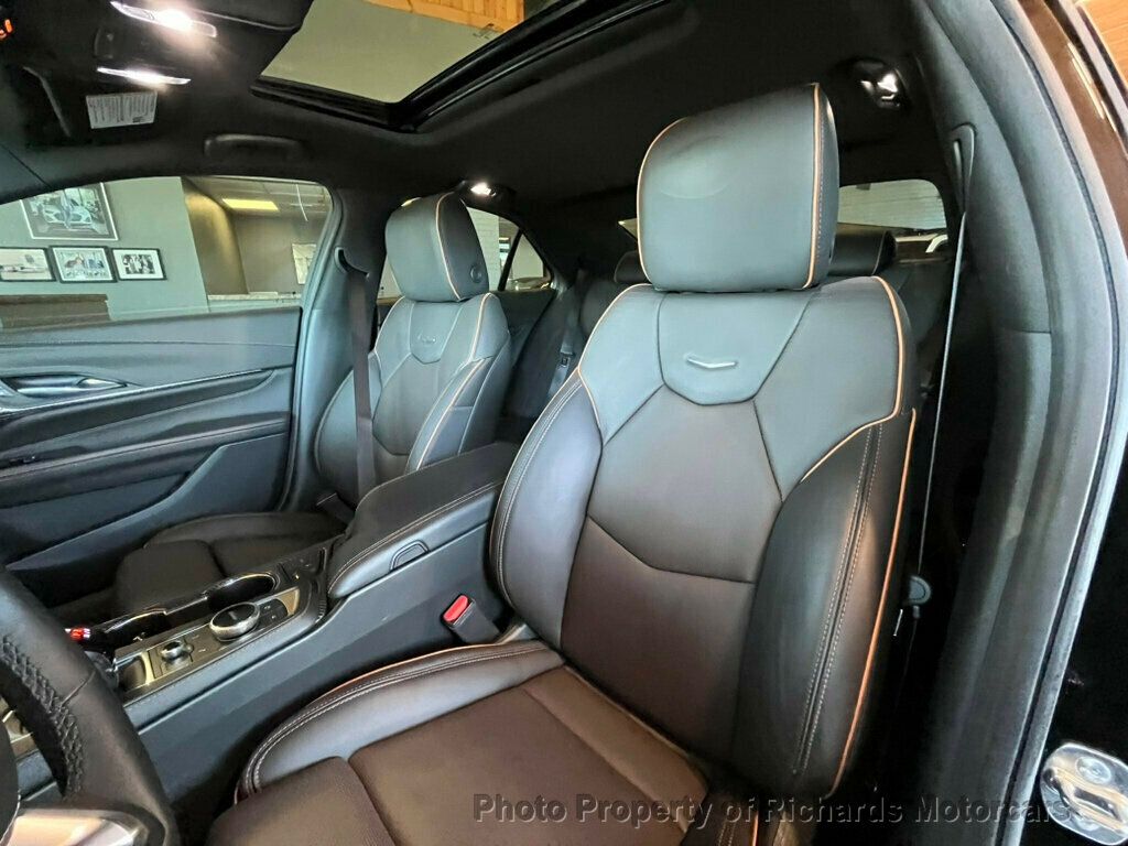 2025 Cadillac CT4 photo 17