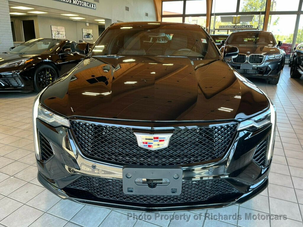 2025 Cadillac CT4 photo 2