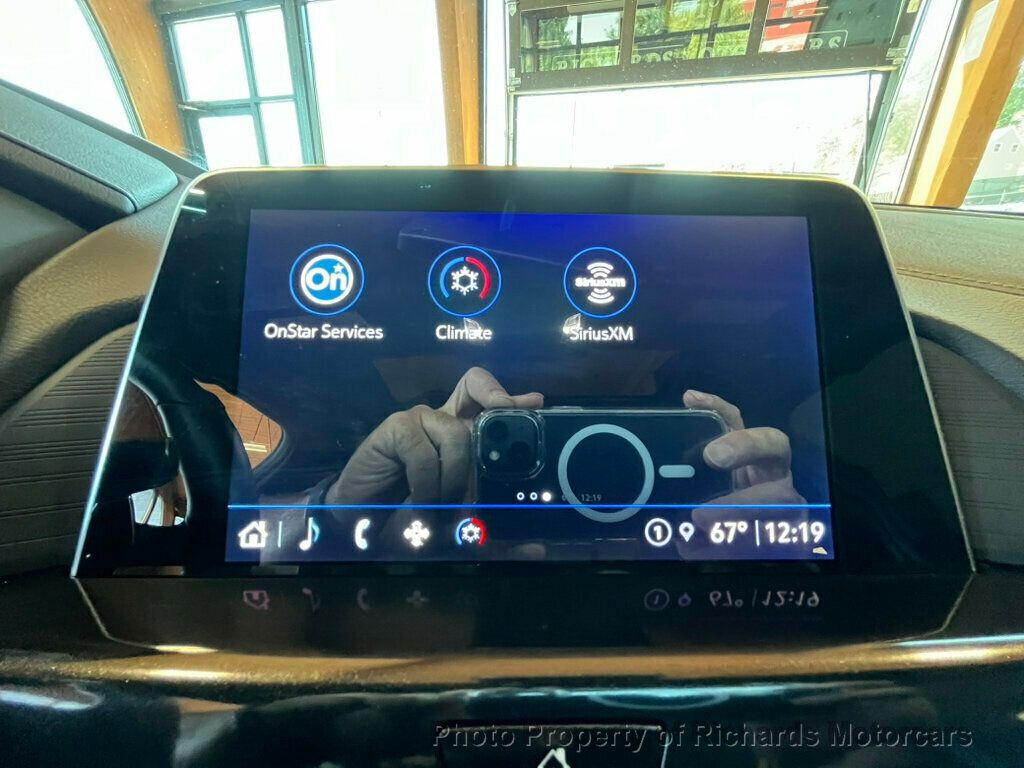 2025 Cadillac CT4-V 4dr Sedan - 22904169 - 30
