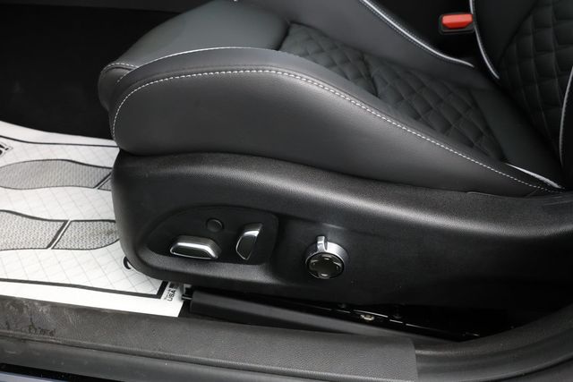 2025 Cadillac CT4-V 4dr Sedan Blackwing w/ Leather Seating, Sunroof & Driver Assist - 22938565 - 8