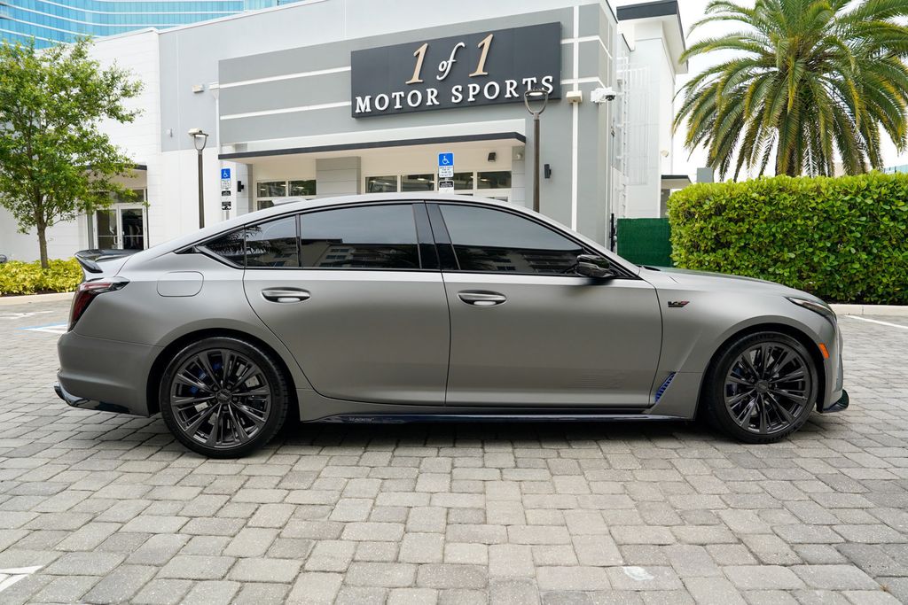 2025 Cadillac CT5-V 4dr Sedan Blackwing - 23025363 - 32