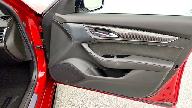 2025 Cadillac CT5-V 4dr Sedan Blackwing w/ Carbon Ceramic Brakes & Data Recorder - 23089188 - 23