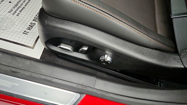 2025 Cadillac CT5-V 4dr Sedan with Technology Pkg, Leather Seats & UltraView Sunroof - 22957057 - 11