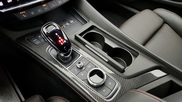 2025 Cadillac CT5-V 4dr Sedan with Technology Pkg, Leather Seats & UltraView Sunroof - 22957057 - 16