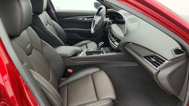 2025 Cadillac CT5-V 4dr Sedan with Technology Pkg, Leather Seats & UltraView Sunroof - 22957057 - 24