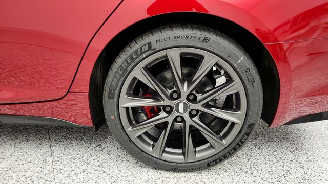 2025 Cadillac CT5-V 4dr Sedan with Technology Pkg, Leather Seats & UltraView Sunroof - 22957057 - 8