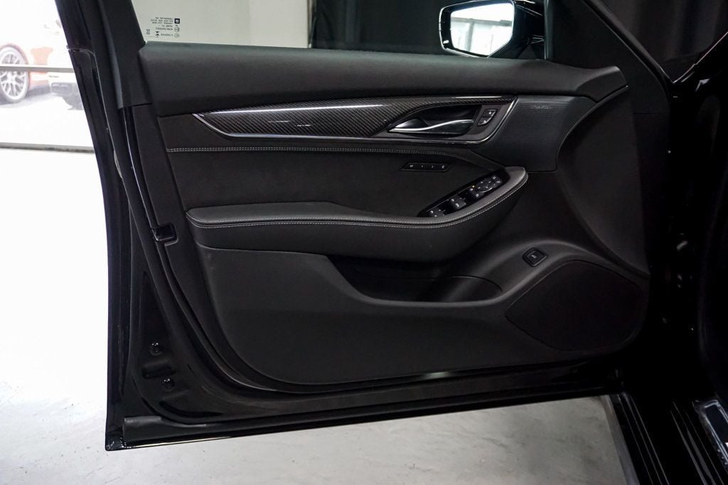 2025 Cadillac CT5-V *CT5-V Blackwing* *6-Speed Manual* *Sport Bucket Seats* - 22996846 - 19