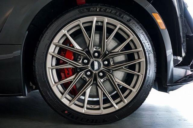 2025 Cadillac CT5-V *CT5-V Blackwing* *6-Speed Manual* *Sport Bucket Seats* - 22996846 - 54