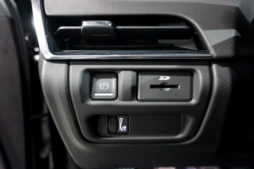 2025 Cadillac CT5-V *CT5-V Blackwing* *6-Speed Manual* *Sport Bucket Seats* - 22996846 - 74