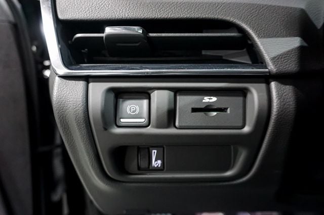 2025 Cadillac CT5-V *CT5-V Blackwing* *6-Speed Manual* *Sport Bucket Seats* - 22996846 - 74