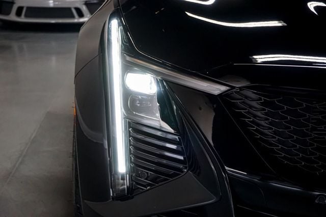 2025 Cadillac CT5-V *CT5-V Blackwing* *6-Speed Manual* *Sport Bucket Seats* - 22996846 - 91