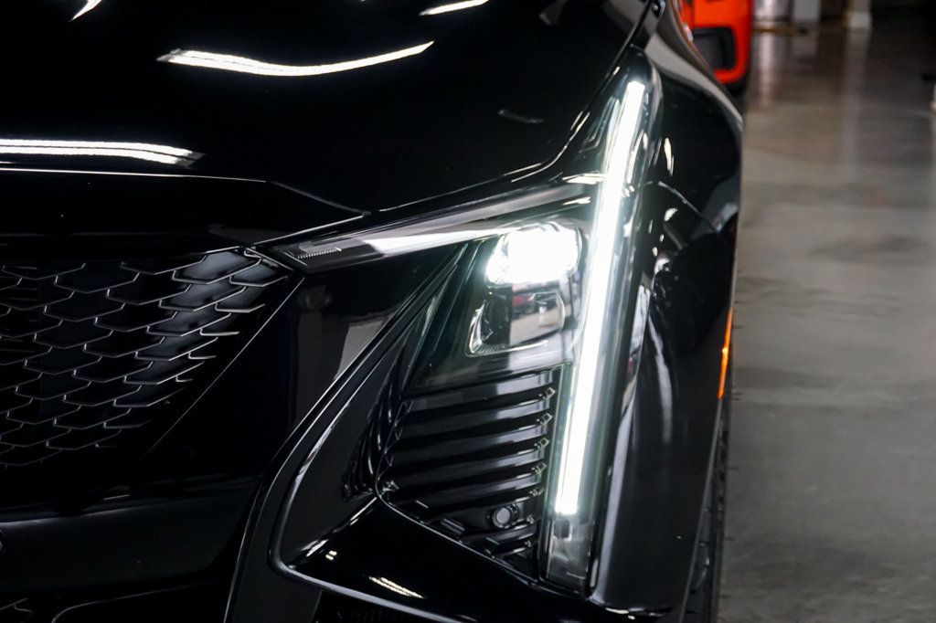 2025 Cadillac CT5-V *CT5-V Blackwing* *6-Speed Manual* *Sport Bucket Seats* - 22996846 - 92