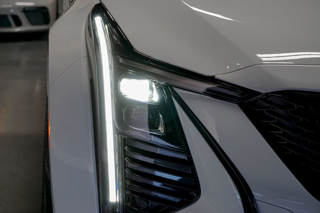 2025 Cadillac CT5-V *CT5-V BW* *6-Speed Manual* *Precision Pack* *Bucket Seats* - 22984471 - 91