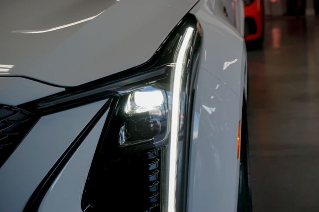 2025 Cadillac CT5-V *CT5-V BW* *6-Speed Manual* *Precision Pack* *Bucket Seats* - 22984471 - 92