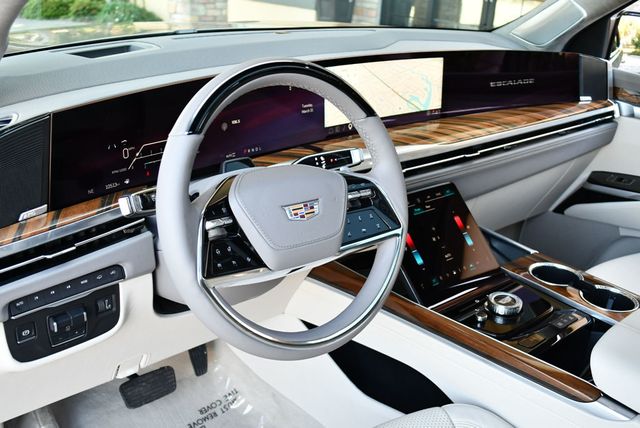 2025 Cadillac Escalade 4WD 4 Door Sport Platinum SUV W/Onyx Package - 23002127 - 11