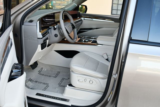 2025 Cadillac Escalade 4WD 4 Door Sport Platinum SUV W/Onyx Package - 23002127 - 13