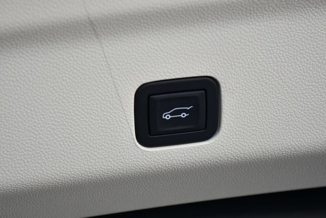 2025 Cadillac Escalade 4WD 4 Door Sport Platinum SUV W/Onyx Package - 23002127 - 18