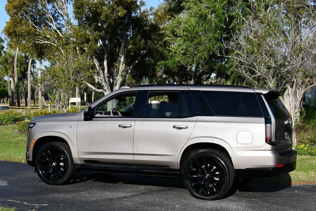 2025 Cadillac Escalade 4WD 4 Door Sport Platinum SUV W/Onyx Package - 23002127 - 3