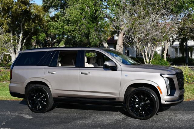 2025 Cadillac Escalade 4WD 4 Door Sport Platinum SUV W/Onyx Package - 23002127 - 39