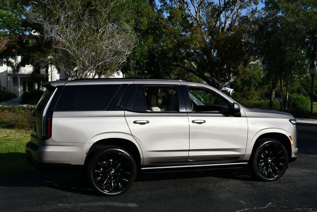 2025 Cadillac Escalade 4WD 4 Door Sport Platinum SUV W/Onyx Package - 23002127 - 5