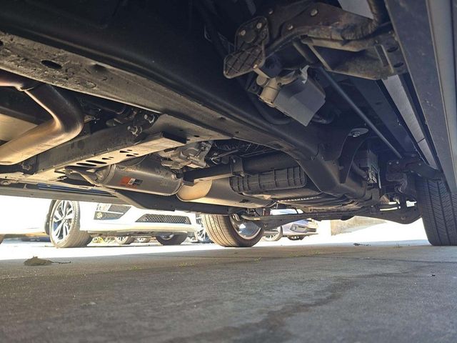 2025 Cadillac Escalade 4WD 4dr Premium Luxury - 23096783 - 10