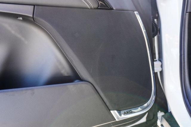 2025 Cadillac Escalade 4WD 4dr Sport - 23021034 - 22