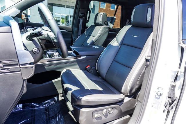 2025 Cadillac Escalade 4WD 4dr Sport - 23021034 - 5