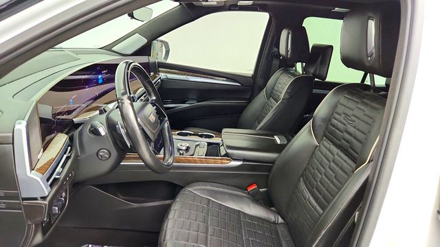 2025 Cadillac Escalade 4WD 4dr Sport Platinum w/ 24'' Wheels & Console Fridge - 23097123 - 20
