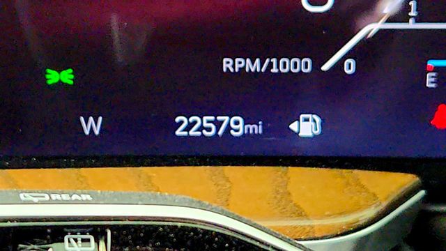 2025 Cadillac Escalade 4WD 4dr Sport Platinum w/ Onyx Pkg & Cat-Back Exhaust - 23072469 - 14