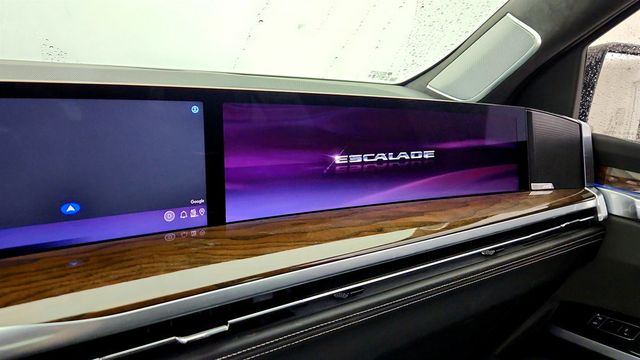 2025 Cadillac Escalade 4WD 4dr Sport Platinum w/ Onyx Pkg & Cat-Back Exhaust - 23072469 - 20