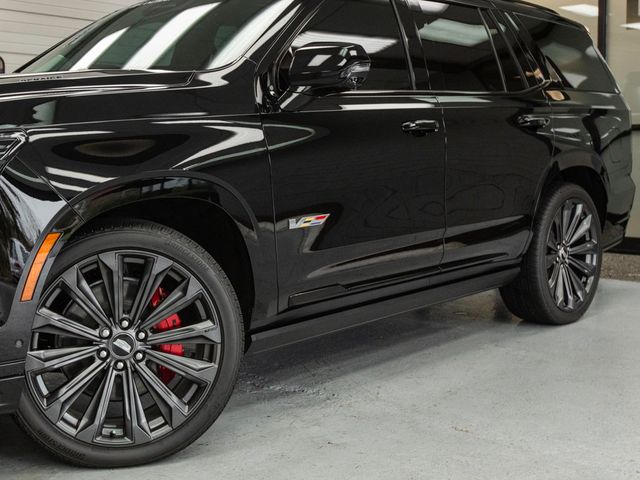 2025 Cadillac Escalade AWD 4dr V-Series - 22970197 - 16