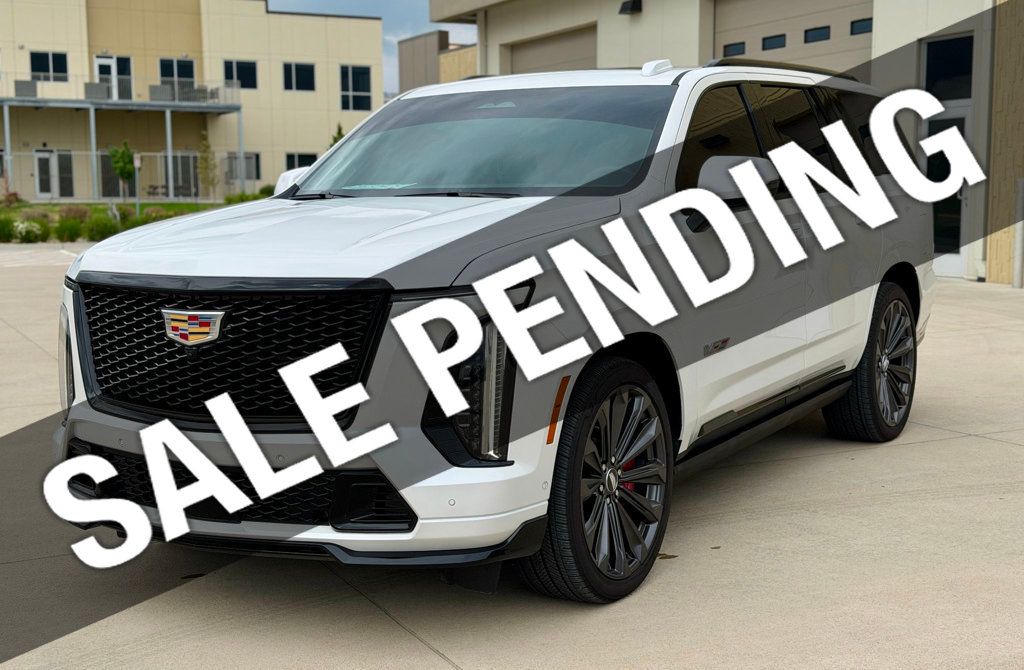 2025 Cadillac Escalade AWD 4dr V-Series - 23033237 | Video 1