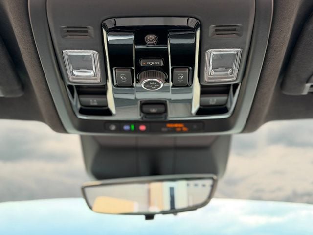 2025 Cadillac Escalade AWD 4dr V-Series - 23033237 - 17