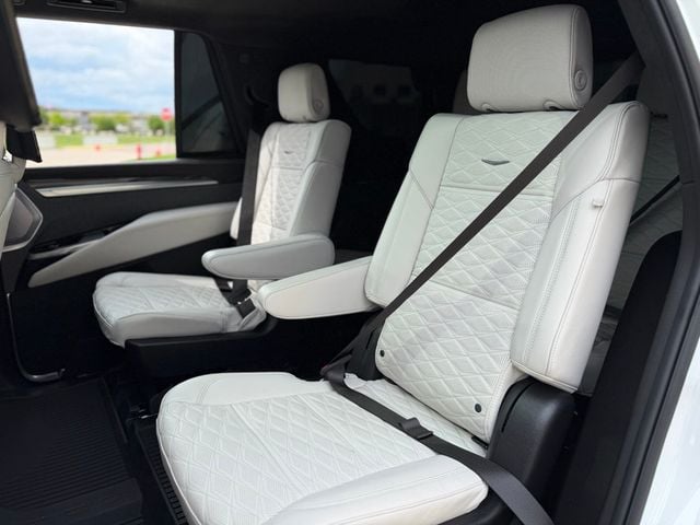 2025 Cadillac Escalade AWD 4dr V-Series - 23033237 - 25