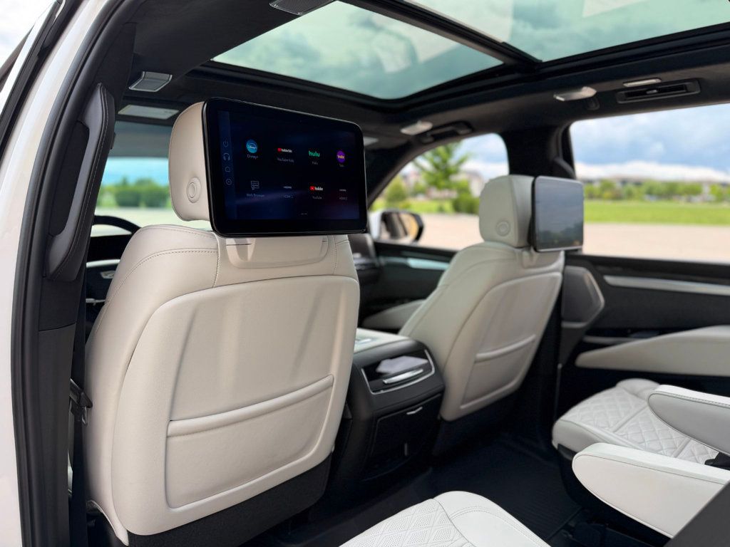 2025 Cadillac Escalade AWD 4dr V-Series - 23033237 - 29
