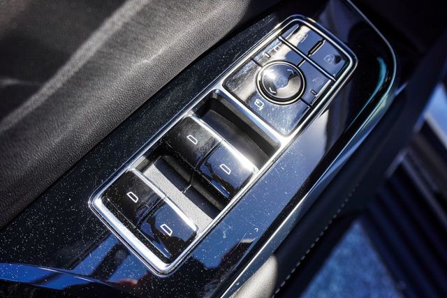 2025 Cadillac Escalade AWD 4dr V-Series - 22997518 - 27