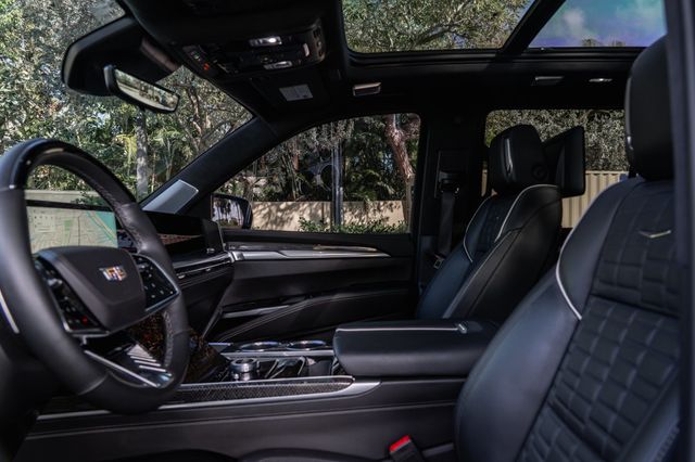 2025 Cadillac Escalade AWD 4dr V-Series - 22995102 - 13