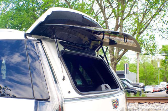 2025 Cadillac Escalade LocalTrade/Premium-Luxury/4WD/HeadsUpDisplay/PanoramicSunroof - 23008744 - 14