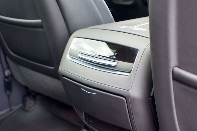 2025 Cadillac Escalade LocalTrade/Premium-Luxury/4WD/HeadsUpDisplay/PanoramicSunroof - 23008744 - 49