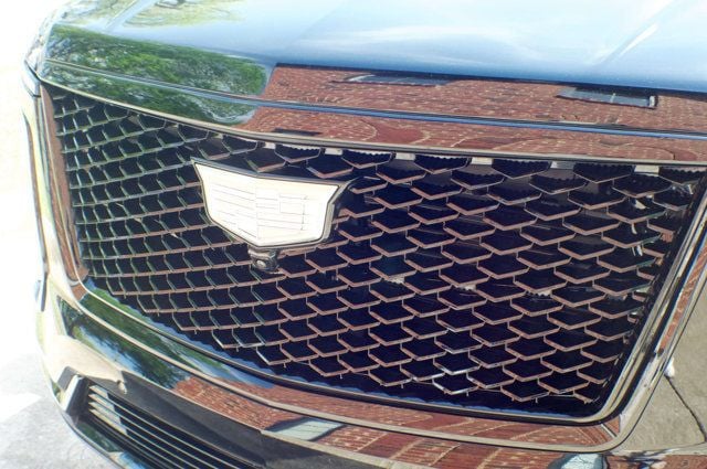 2025 Cadillac Escalade MSRP$111,795/Touring Pkg/Heated&Cooled Seats/Soft-Close Doors - 23010911 - 12