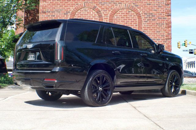 2025 Cadillac Escalade 4WD Sport's photo