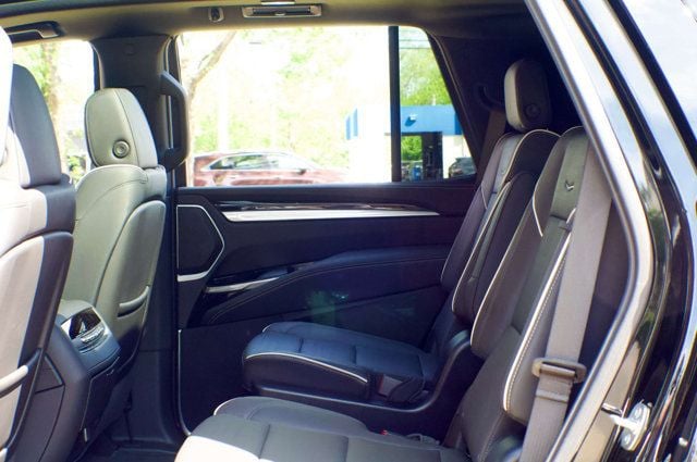 2025 Cadillac Escalade MSRP$111,795/Touring Pkg/Heated&Cooled Seats/Soft-Close Doors - 23010911 - 52